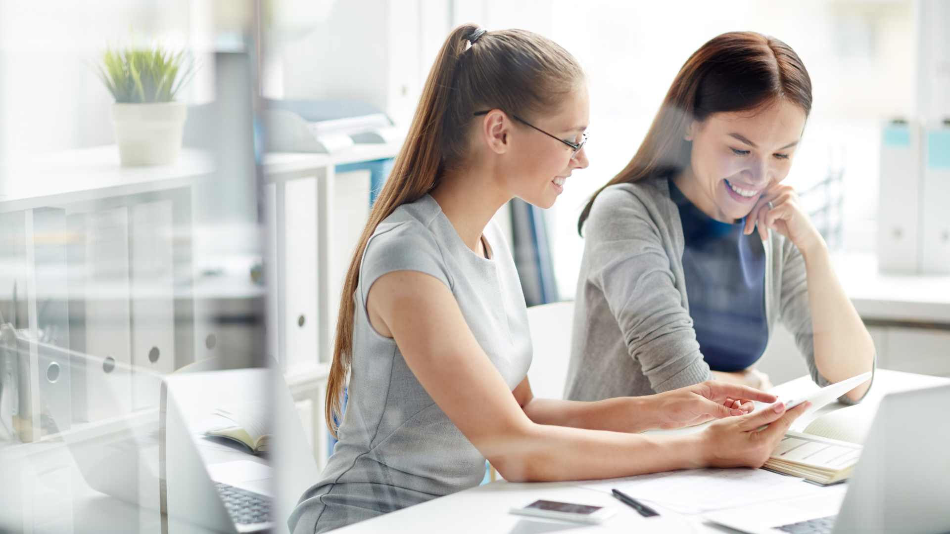 AI sales personalization featured image AI sales personalization featured image