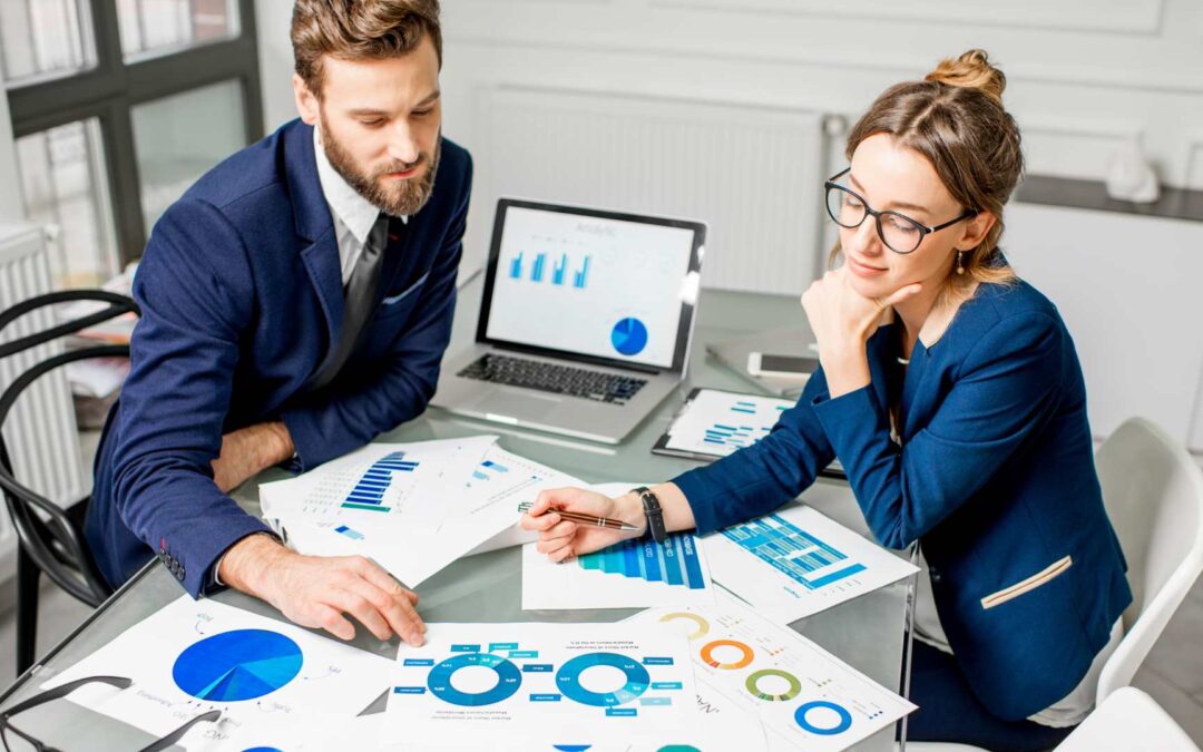 SDR vs. AE vs. CSM: A Guide to Sales Quotas & Compensation