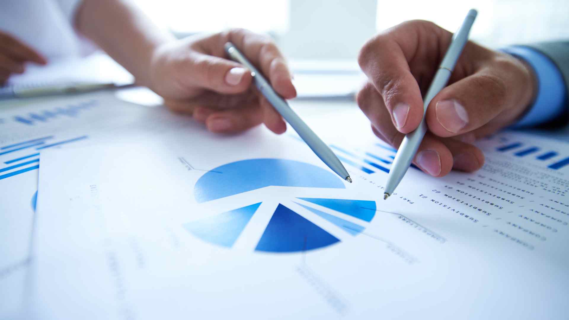 headcount vs quota attainment featured image headcount vs quota attainment featured image