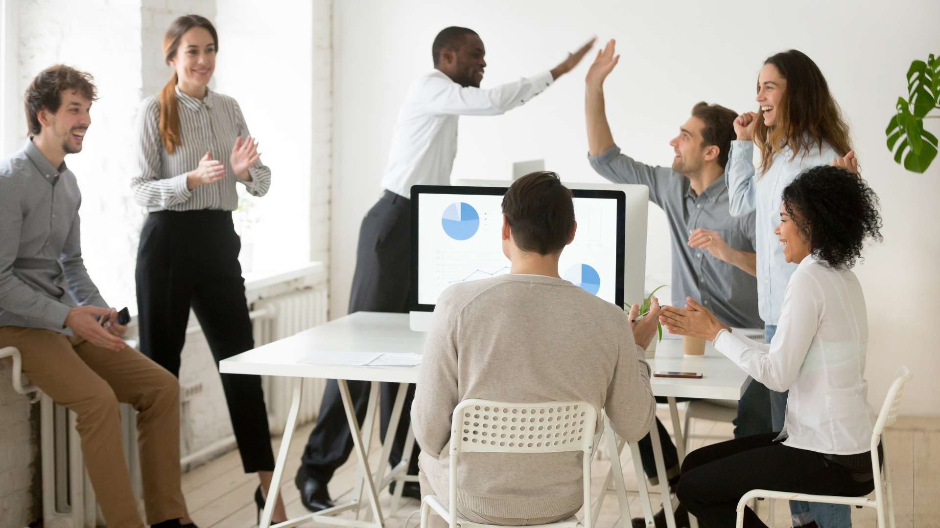 sales team performance metrics featured image sales team performance metrics featured image