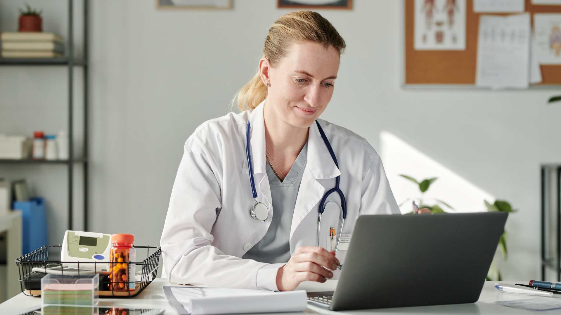 AI orchestration for patient engagement featured image AI orchestration for patient engagement featured image