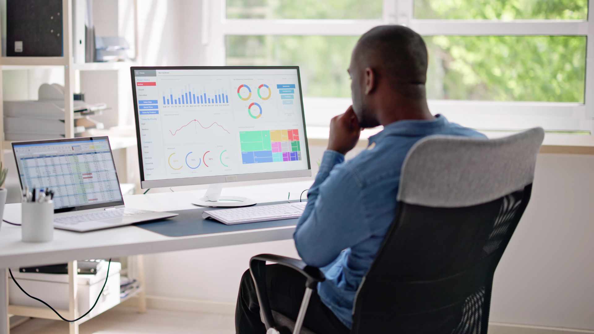 revenue operations specialist job description featured image revenue operations specialist job description featured image