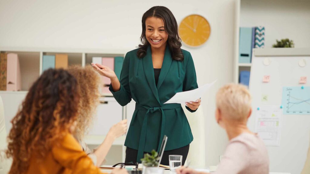 vp of revenue operations job description featured image