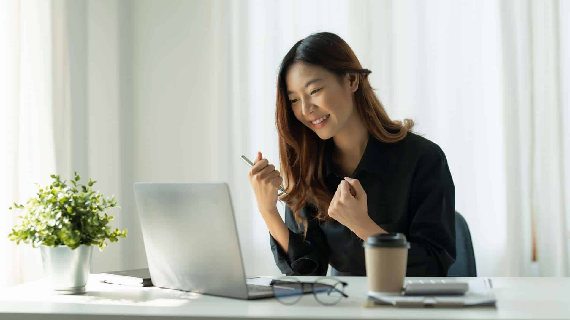 customer success is the new growth engine featured image customer success is the new growth engine featured image